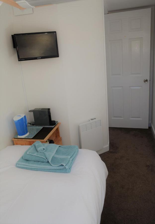 Loriston Guest House Истборн Екстериор снимка