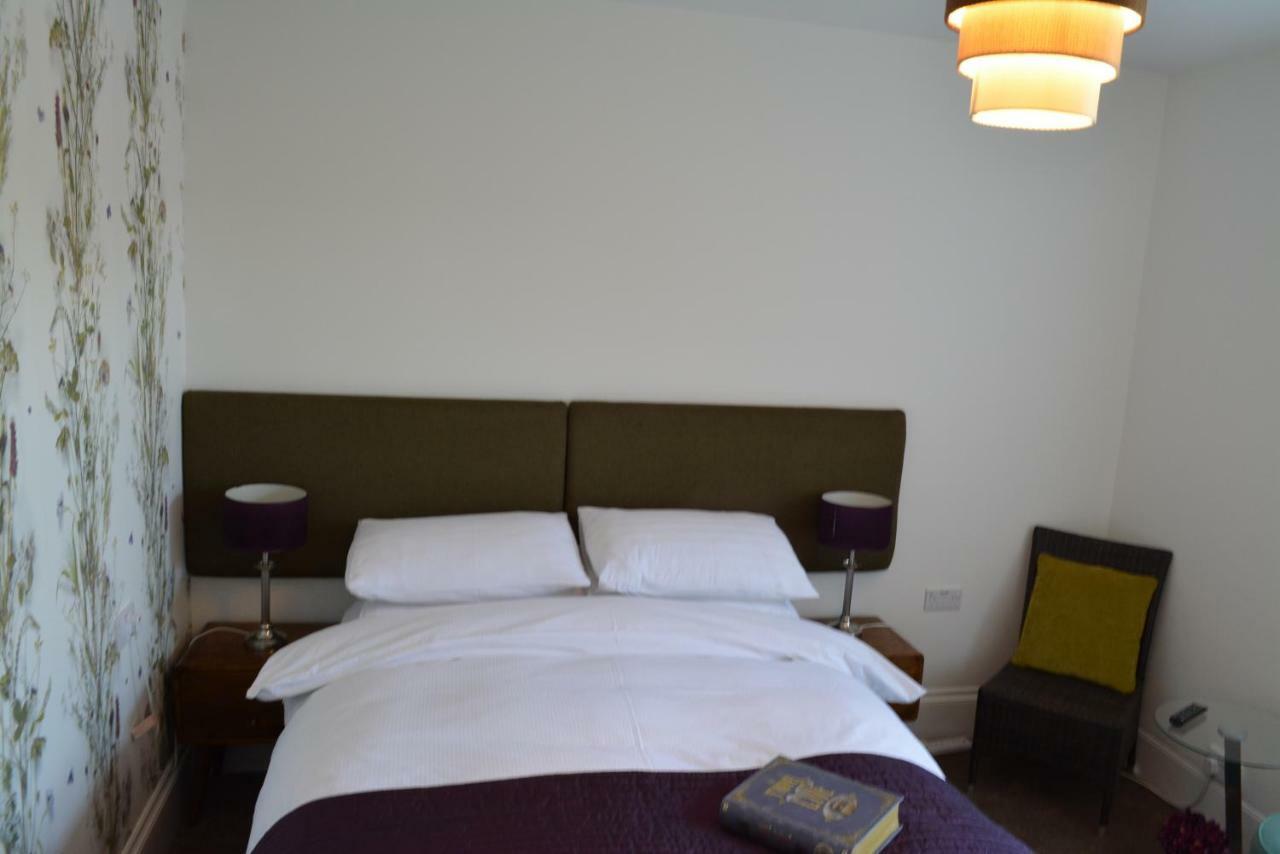 Loriston Guest House Истборн Екстериор снимка